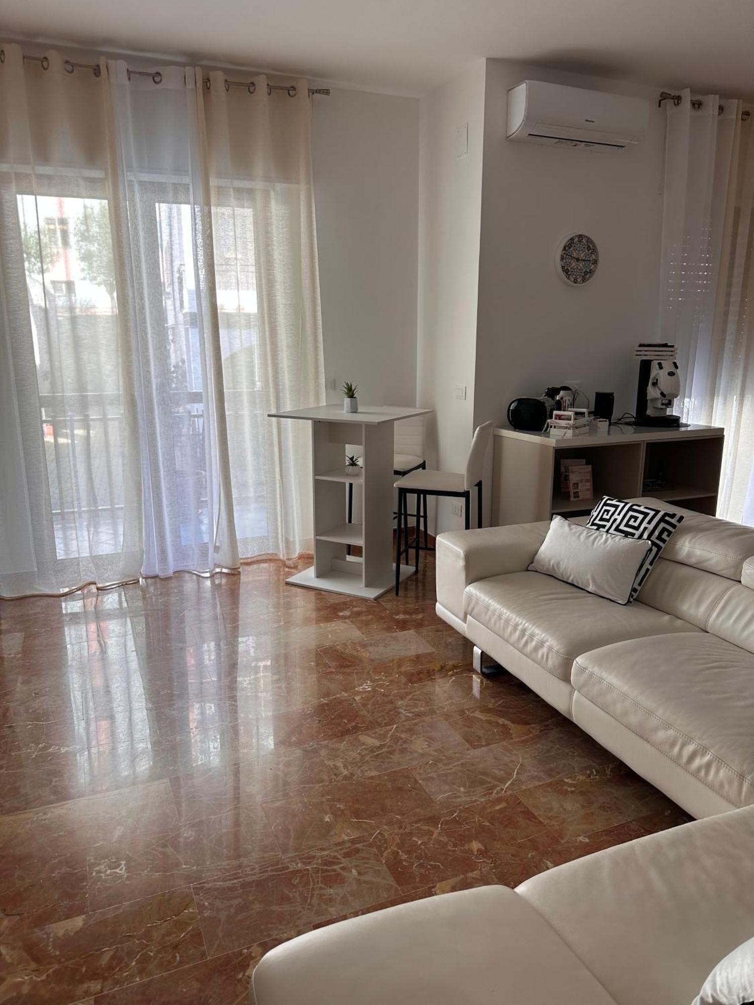 Bnb Nuova Vita Paola Exteriör bild