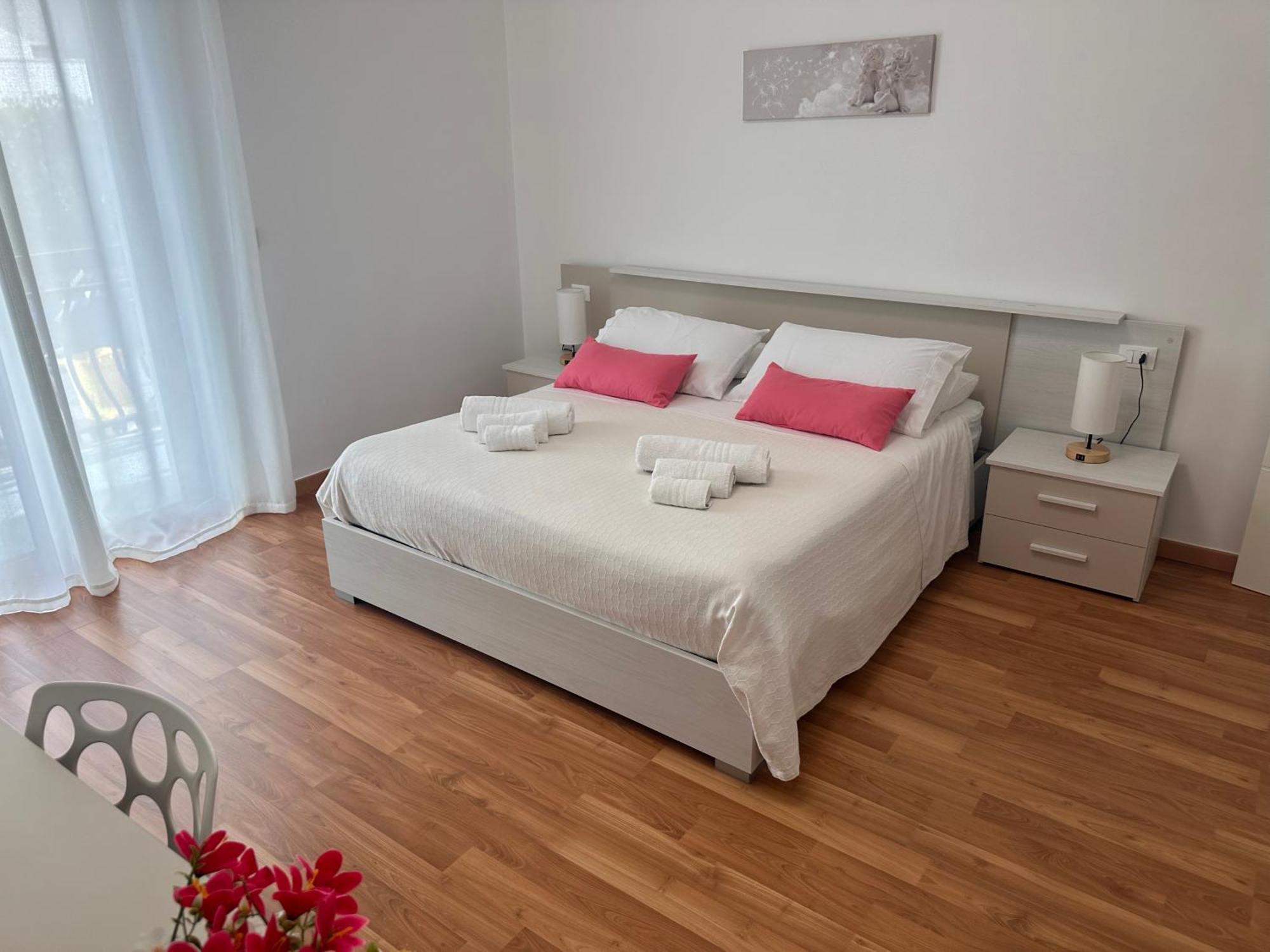 Bnb Nuova Vita Paola Exteriör bild