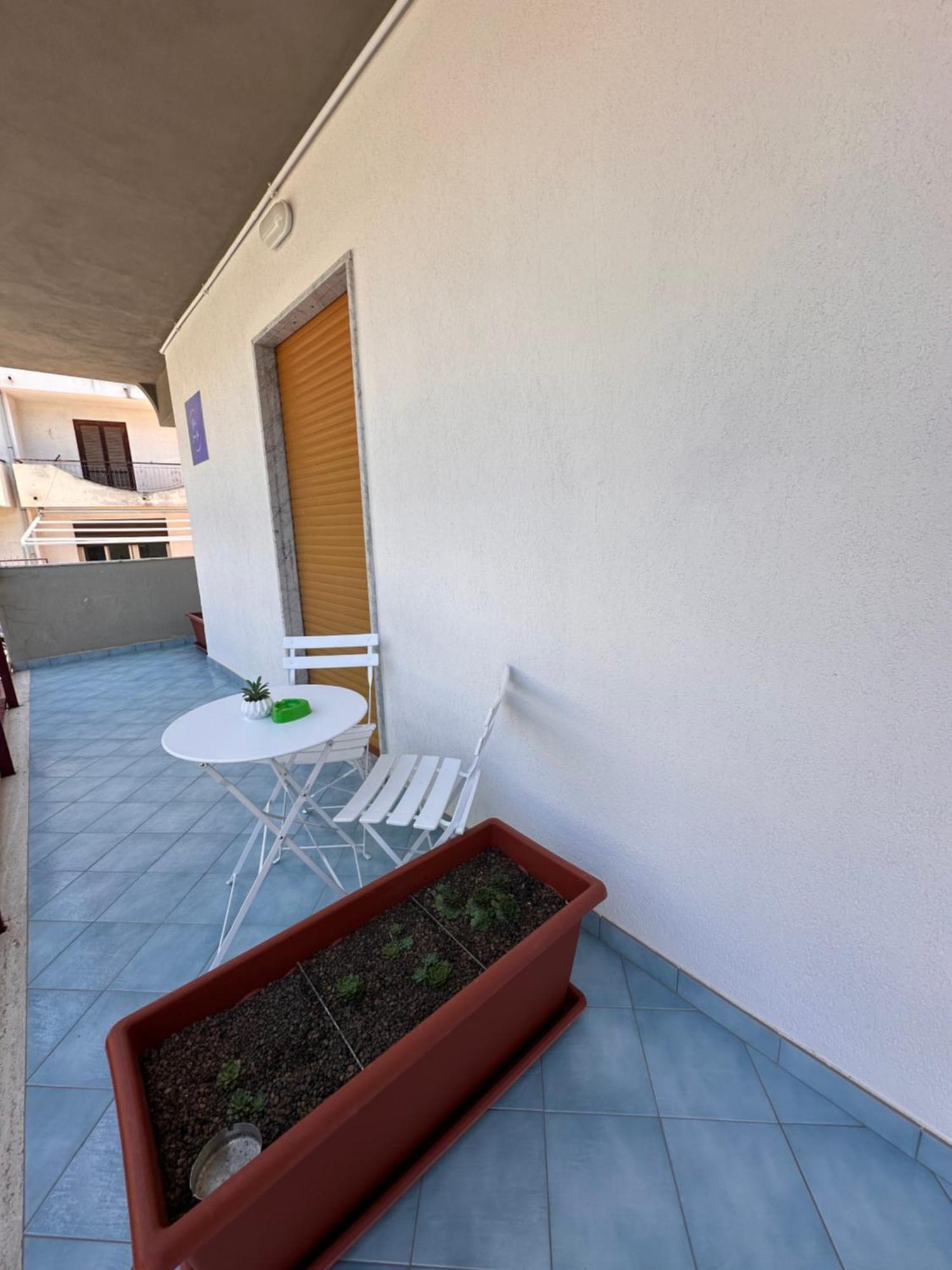 Bnb Nuova Vita Paola Exteriör bild